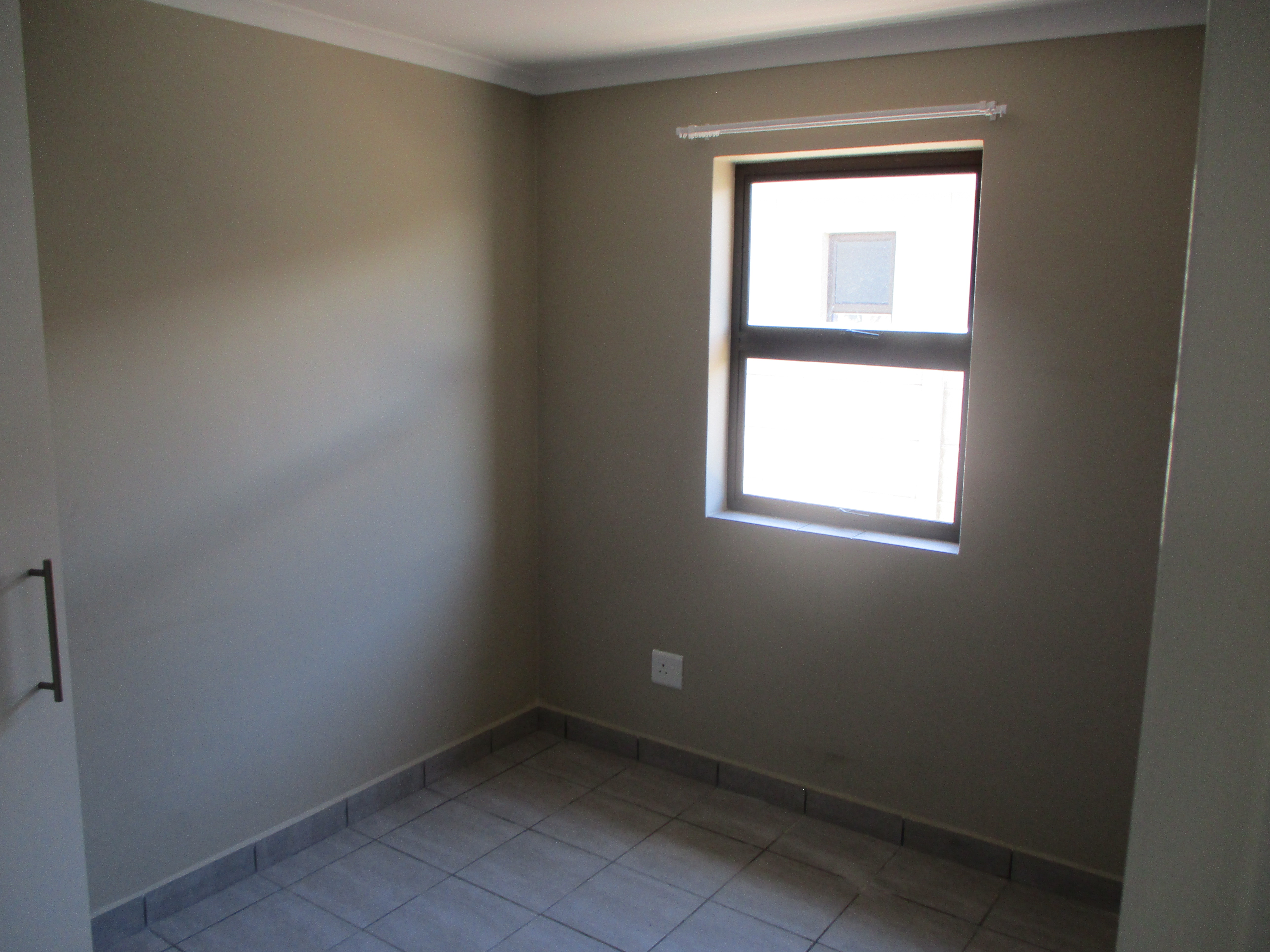 To Let 3 Bedroom Property for Rent in Stellendale Western Cape